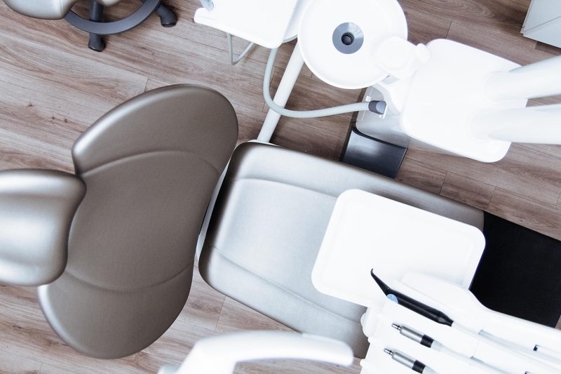 Illustration: Dentist chairs and dental equipment seen from above