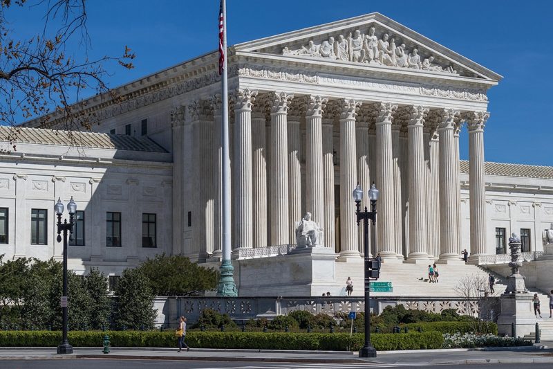 Illustration: The United States Supreme Court building in Washington, D.C